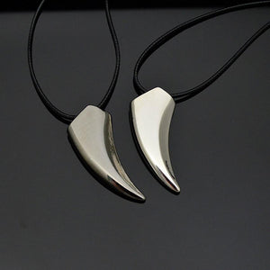 SUSENSTONE Stainless Steel Wolf Tooth Necklace Pendant Necklaces Jewelry