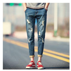 FAVOCENT New men's jeans nine points Long pants spring and summer 2018 hole men's trousers torn jeans male sexy crime jeans HOT